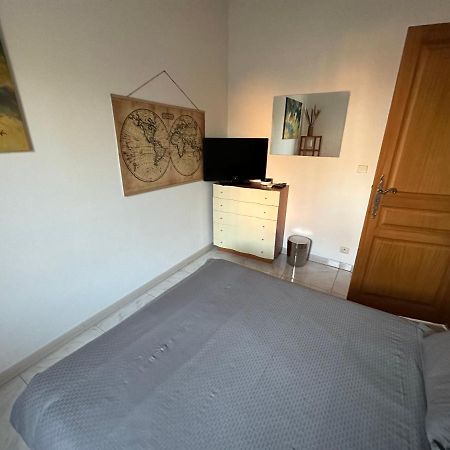 Chambre Prive Avec Sdb Privative Ле-Канне Экстерьер фото
